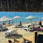 Pitos Hotel 3*