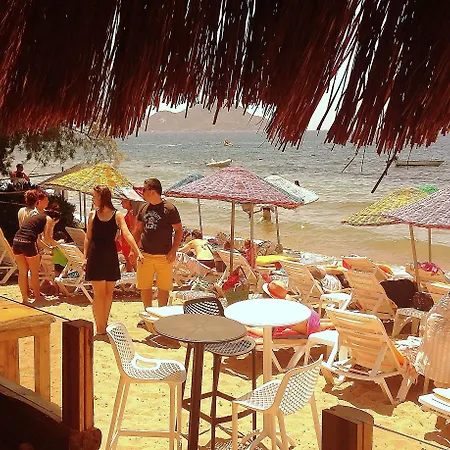 Pitos Hotel 3*
